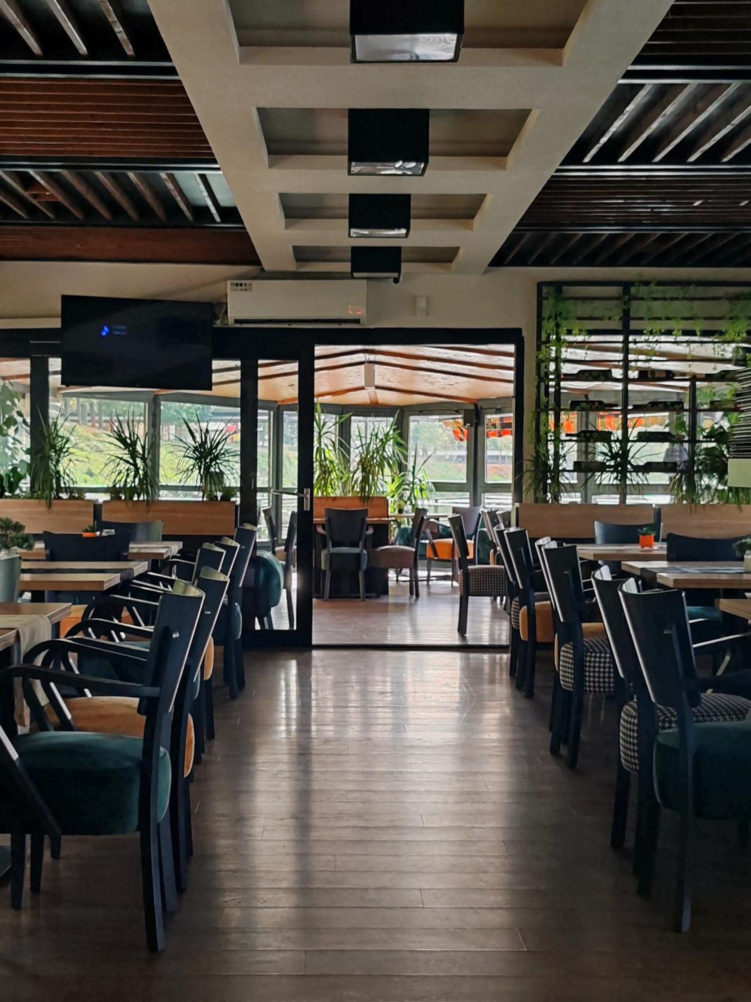 Cruiser Restoran Ćuprija Exterior foto
